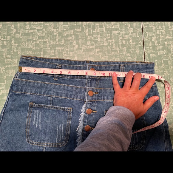 For sassy1950…SOLD🌼New jean short/skirt - Picture 16 of 16